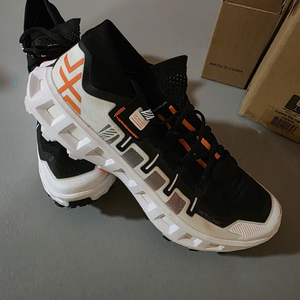 X-BIONIC Terraskin X01
Unisex Shoes - White/Black